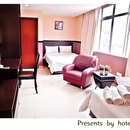 Sayang Hotel Kulai Zewnętrze zdjęcie